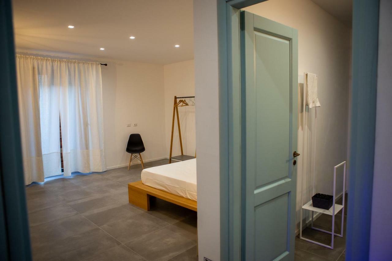 La Casetta - Rooms & Garden San Ferdinando Exterior foto